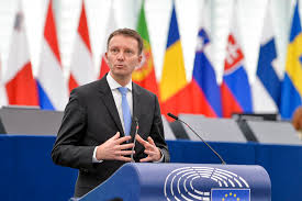 Plafonarea Subvențiilor Agricole în Uniunea Europeană: Controverse și Reacții